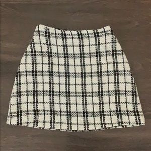 Lavish - black/white plaid skirt